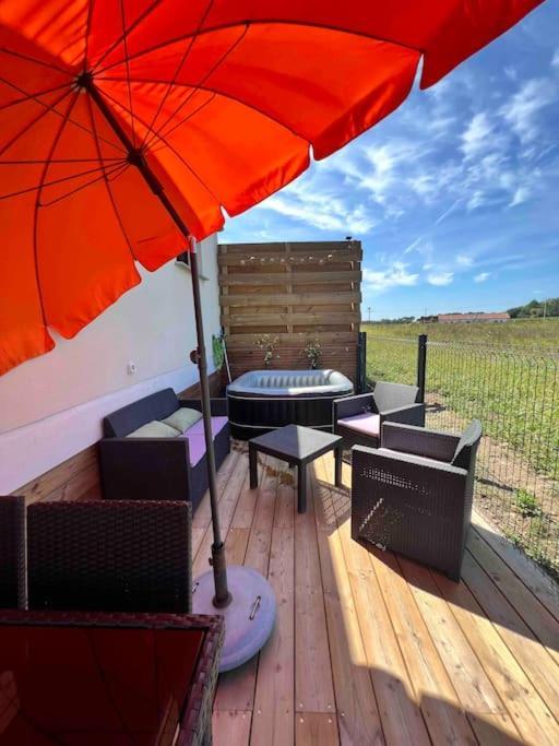 T2 Neuf, Terrasse Et Spa Prive Daire Josse Dış mekan fotoğraf